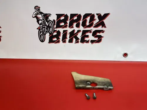 1982 Honda CR125R CR125 CR 125 Chain Splash Guard