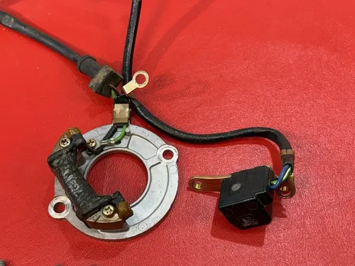 1998 Honda CR80R CR80 CR 80 80R  Stator Magneto OEM 1996-2002