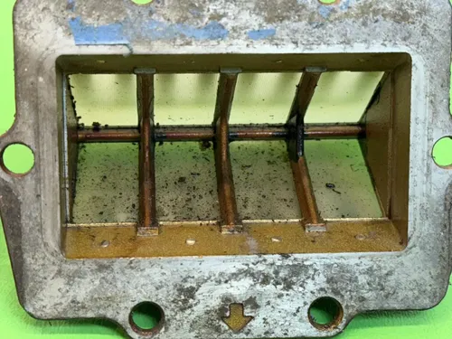 1986 Kawasaki KX250 KX 250 Reed Block Cage Valve Reeds