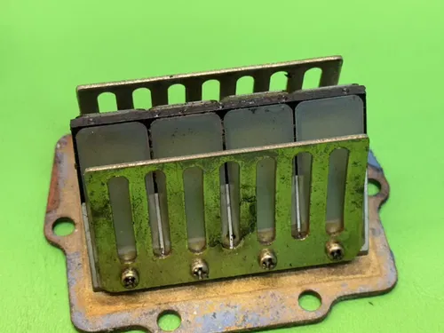 1986 Kawasaki KX250 KX 250 Reed Block Cage Valve Reeds