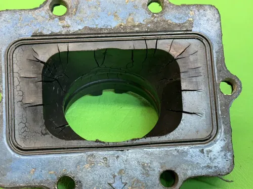 1986 Kawasaki KX250 KX 250 Reed Block Cage Valve Reeds