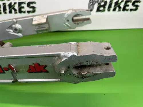 1985 Kawasaki KLR250 KLR 250 Swingarm And Unitrak Linkage Dogbone