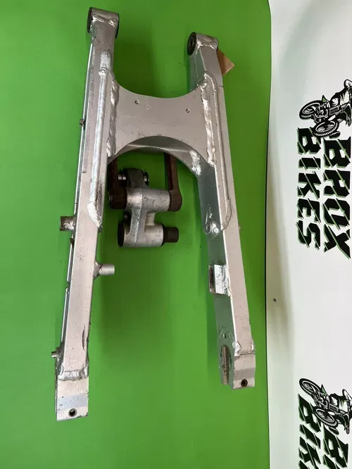 1985 Kawasaki KLR250 KLR 250 Swingarm And Unitrak Linkage Dogbone