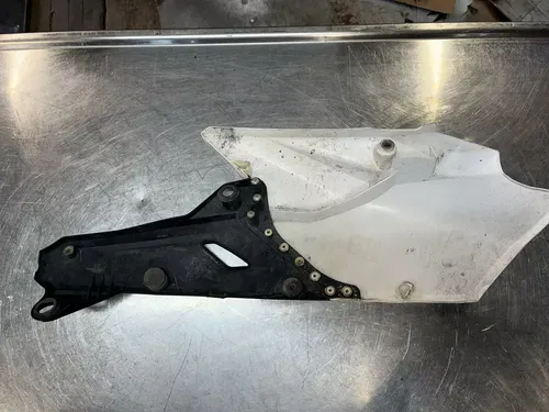 2014 Yamaha YZ450F YZ450 Left and Right Side Plastic Cover