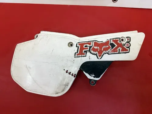 1990 Yamaha YZ80 YZ 80 Right Side Plastic Side Cover Panel Air Cleaner