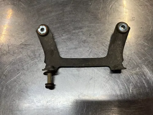 1981 Yamaha YZ125 YZ 125 Front Number Plate Stay Bracket