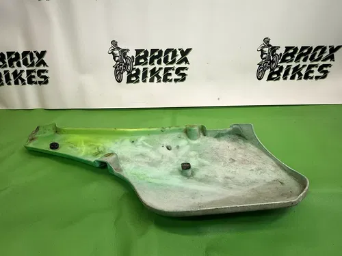 1986 87 88 Kawasaki KDX200 KDX 200 Left Side Original OEM Plastic