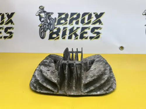 1982 1983 Yamaha YZ100 YZ 100 Cylinder Head