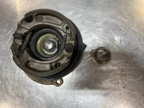 2002 Honda XR200R XR200 Front Brake Wheel Drum
