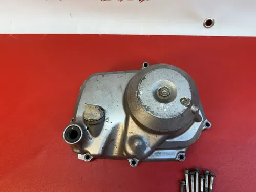 01-03 Honda XR70R XR70 RIGHT ENGINE MOTOR SIDE CLUTCH COVER 11330-GCF-680