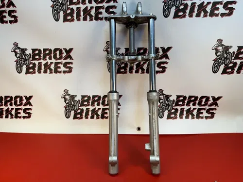 2003 Honda XR70R XR70 XR 70 70R Front Forks Triple Tree Steering Stem Clamps