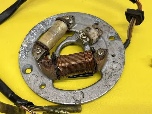 1982 Yamaha YT125J YT125 YT 125 125J Tri Moto Stator Generator