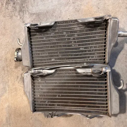 2004 CR 125 Radiators 