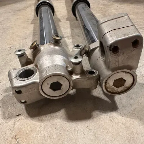 2004 CR 125 Forks