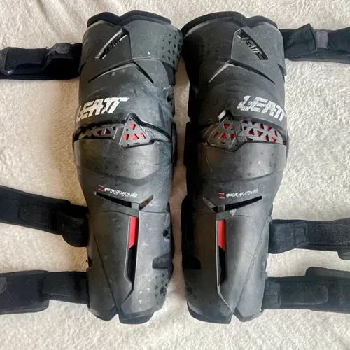 Leatt Z-Frame Knee Braces