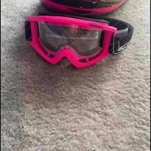 Women's O'neal Helmets - Size L