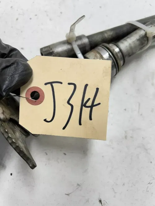 97 1997 Suzuki DR650SE Dr 650 OEM GOOD LOT Axle Shaft Spacer Swingarm Bolt