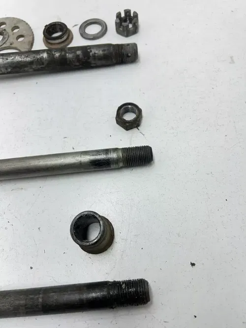 97 1997 Suzuki DR650SE Dr 650 OEM GOOD LOT Axle Shaft Spacer Swingarm Bolt