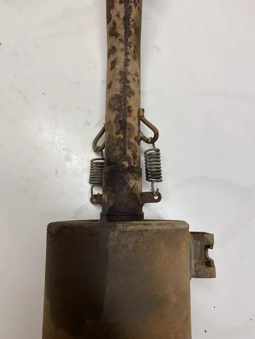 1997 97 Polaris Xplorer 500 4x4  Exhaust Manifold Pipe Muffler Silencer Spring