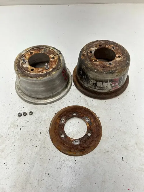 1983 83 Yamaha Tri-Moto 125 YT125 K STRAIGHT Front Wheel Rim  9 X 8.5.