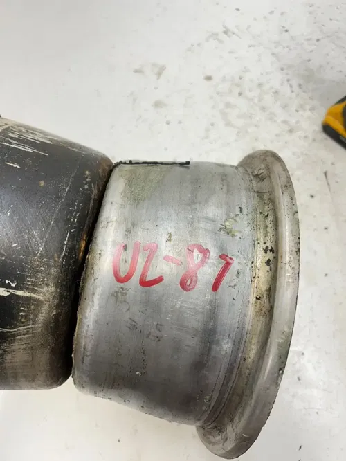 1983 83 Yamaha Tri-Moto 125 YT125 K STRAIGHT Front Wheel Rim  9 X 8.5.