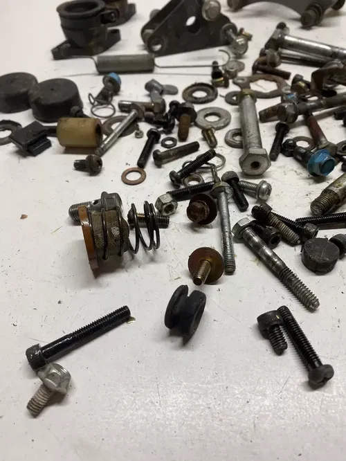 1993 93 Yamaha XT350B xt 350 LOT Bolts Hardware Boot Line Spring Engine Mount