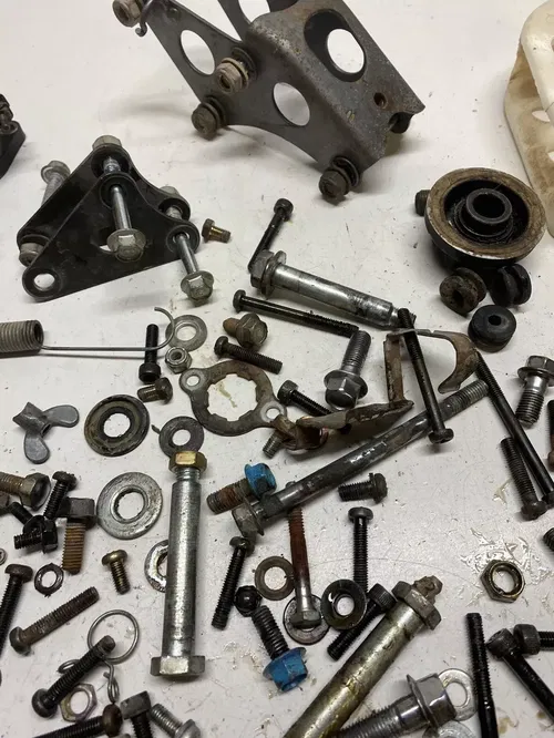 1993 93 Yamaha XT350B xt 350 LOT Bolts Hardware Boot Line Spring Engine Mount