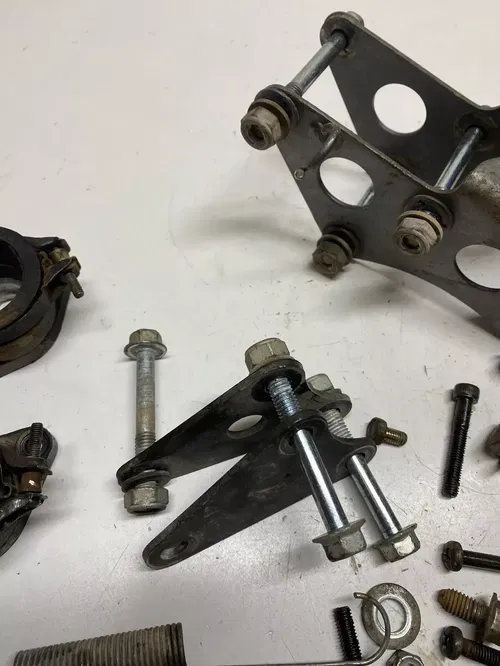 1993 93 Yamaha XT350B xt 350 LOT Bolts Hardware Boot Line Spring Engine Mount