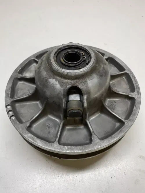 2005 05 Polaris Sportsman 800 Twin DAMAGED Secondary Clutch Driven