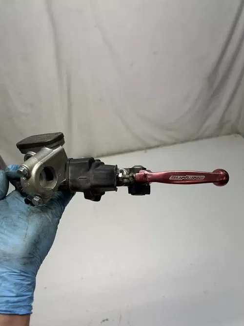 2005 05 Honda CRF450R crf 450r GOOD! Front Brake Caliper Master Line BREAKAWAY
