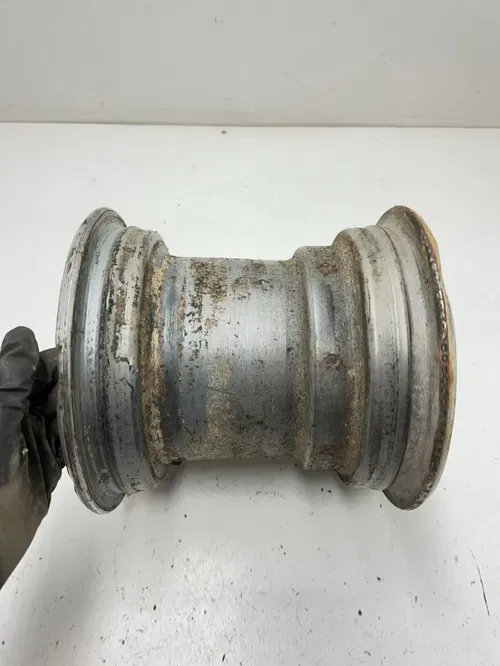 86 1986 Honda Fourtrax Trx 250 2x4 OEM STRAIGHT Rear Back Wheel Rim READ 9.5X8.5