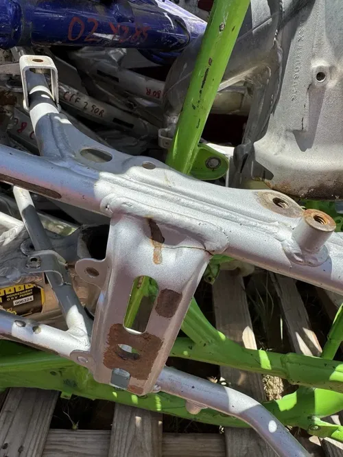 2006 06 Honda Crf80f CRF 80 F OEM Main Frame Body Assembly Chassis BOS! READ