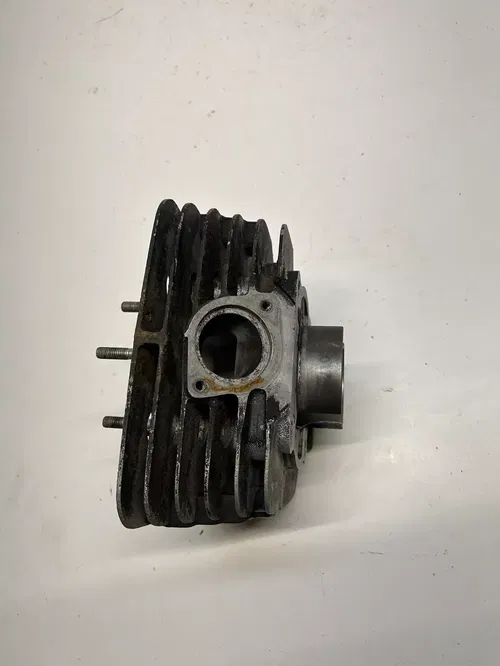 1979 79 YAMAHA IT 175 It175 OEM DECENT! 66.7mm Bore Cylinder Jug Head READ DESCR