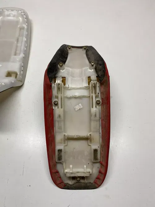 2002 02 Xr50 R Honda 50 Oem Seat Saddle Pan Free US Ship