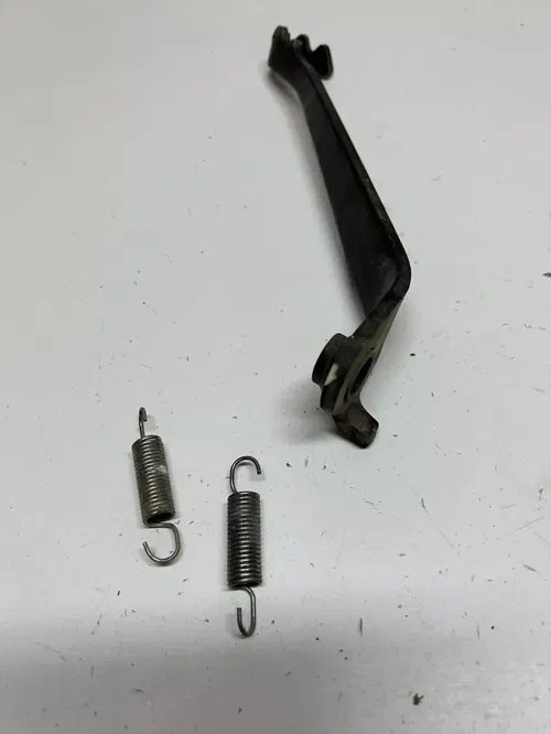 01 Yamaha Kodiak 400 4x4 YFM400 GOOD! Rear Back Brake Caliper Master Line Spring