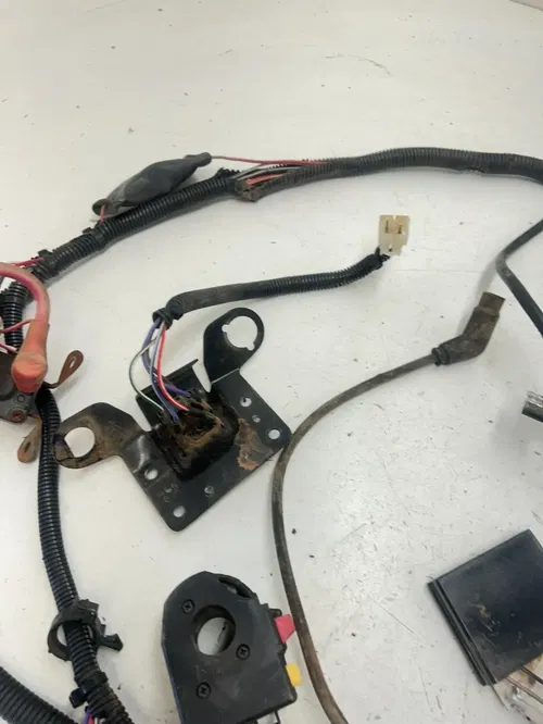 2000 Polaris Magnum 325 4x4 OEM LOT Wiring Harness Loom Plug Coil ECU CDI Starte