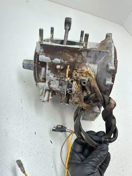01 2001 Polaris Trailblazer 250 2X4 OEM Engine Motor Bottom End Crankcase Cases