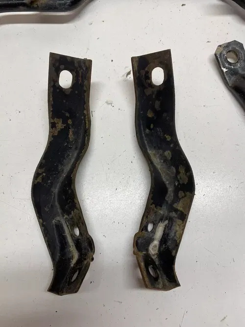1983 83 SUZUKI QUADRUNNER 125 LT125 D Fender Mount Support Engine LOT Free Ship