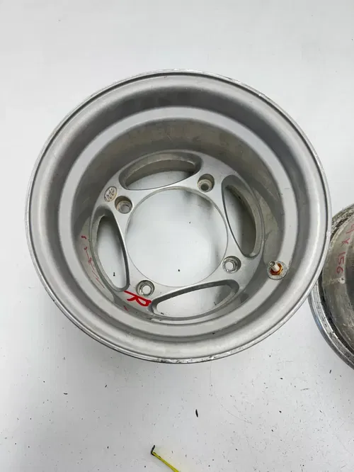 2006 06 Polaris Outlaw 500 ITP AFTERMARKET STRAIGHT Rear Back Wheel Rim 8 X 9.5