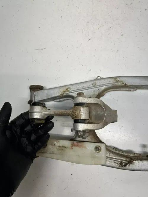 1983 83 Honda XR500R Xr 500 R xr OEM LOT Swingarm Swing Arm Linkage Dog Bone