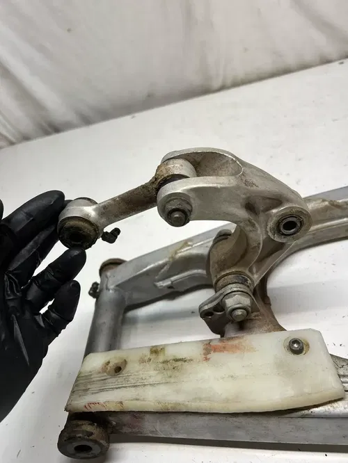 1983 83 Honda XR500R Xr 500 R xr OEM LOT Swingarm Swing Arm Linkage Dog Bone