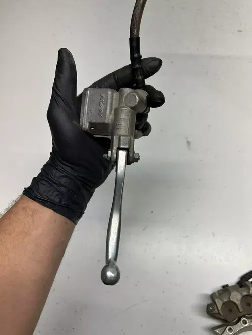 2000 HONDA CR250R cr 250 r OEM GOOD! Front Brake Caliper Master Cyl Line Lever