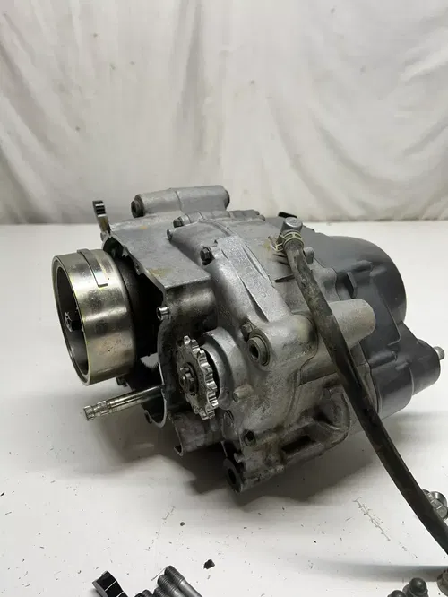 2004 04 YAMAHA TTR 90 ES ttr90 es OEM GOOD! Engine Motor Crank Case Trans Clutch