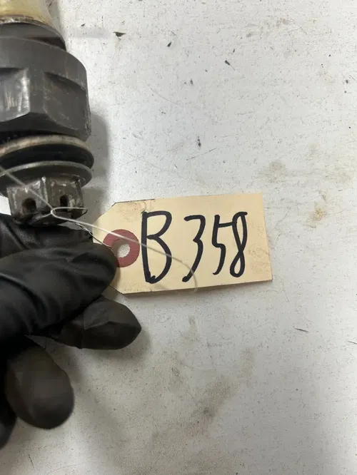 05 2005 Yamaha YFZ450R Yfz 450 r OEM GOOD THREADS! Rear Back Axle Shaft Nut