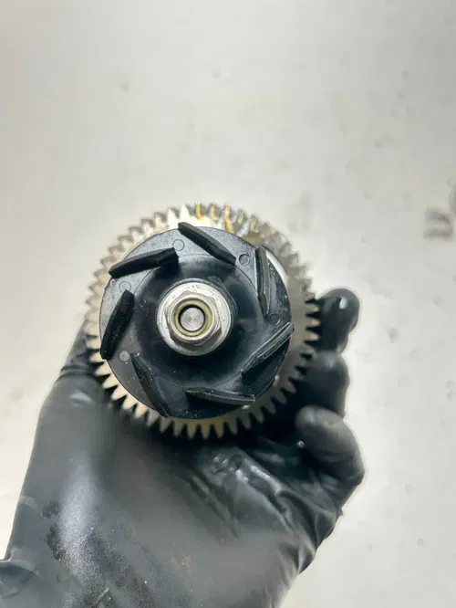 10 2010 Polaris Ranger 800 XP 4x4 OEM UNTESTED! Oil Pump Assembly