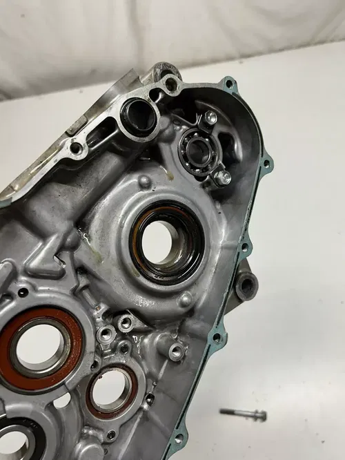 2007 07 Honda CRF450R crf 450 r OEM GOOD! Right Case Engine Motor Crankcase
