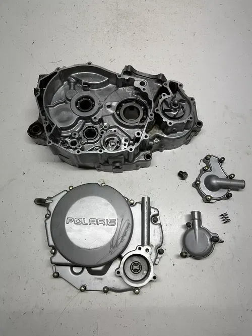 2005 05 Polaris Predator 500 OEM LOT Right Crankcase Case Clutch Cover Water Pum