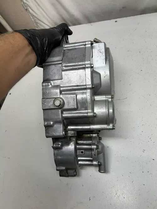 2005 05 Polaris Predator 500 OEM LOT Right Crankcase Case Clutch Cover Water Pum