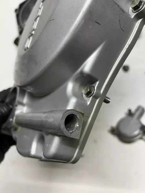 2005 05 Polaris Predator 500 OEM LOT Right Crankcase Case Clutch Cover Water Pum