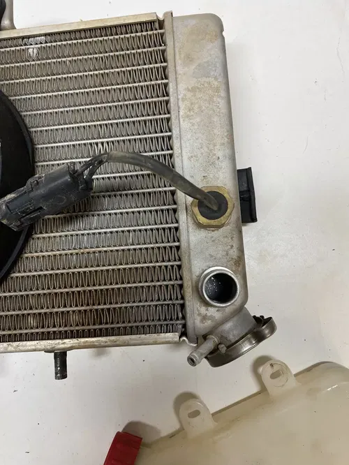 2006 06 Polaris Outlaw 500 IRS GOOD Radiator Fan Shroud Lines Tank FREE SHIP